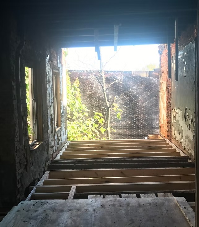 Make safe permit repair for damaged porch in Philadelphia